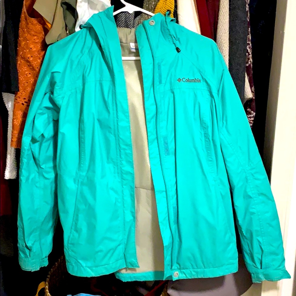 Women’s rain jacket